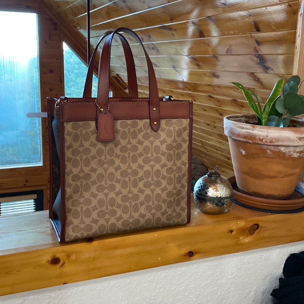 Coach tote